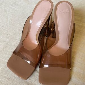 Zara Brown Heeled Mules with Sculptural Design